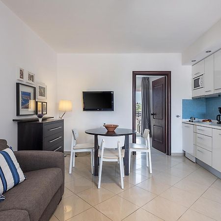 Caldera Beach Gerani  Exterior photo