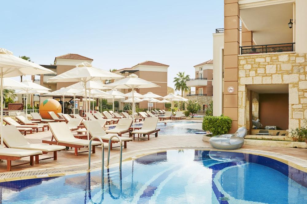 Caldera Beach Gerani  Exterior photo